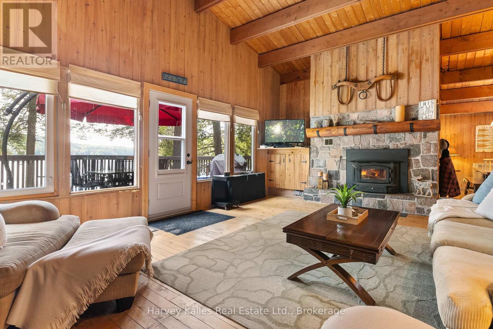 1033 Scott Lane, Lake Of Bays, Ontario  P1H 2J6 - Photo 7 - X12151993