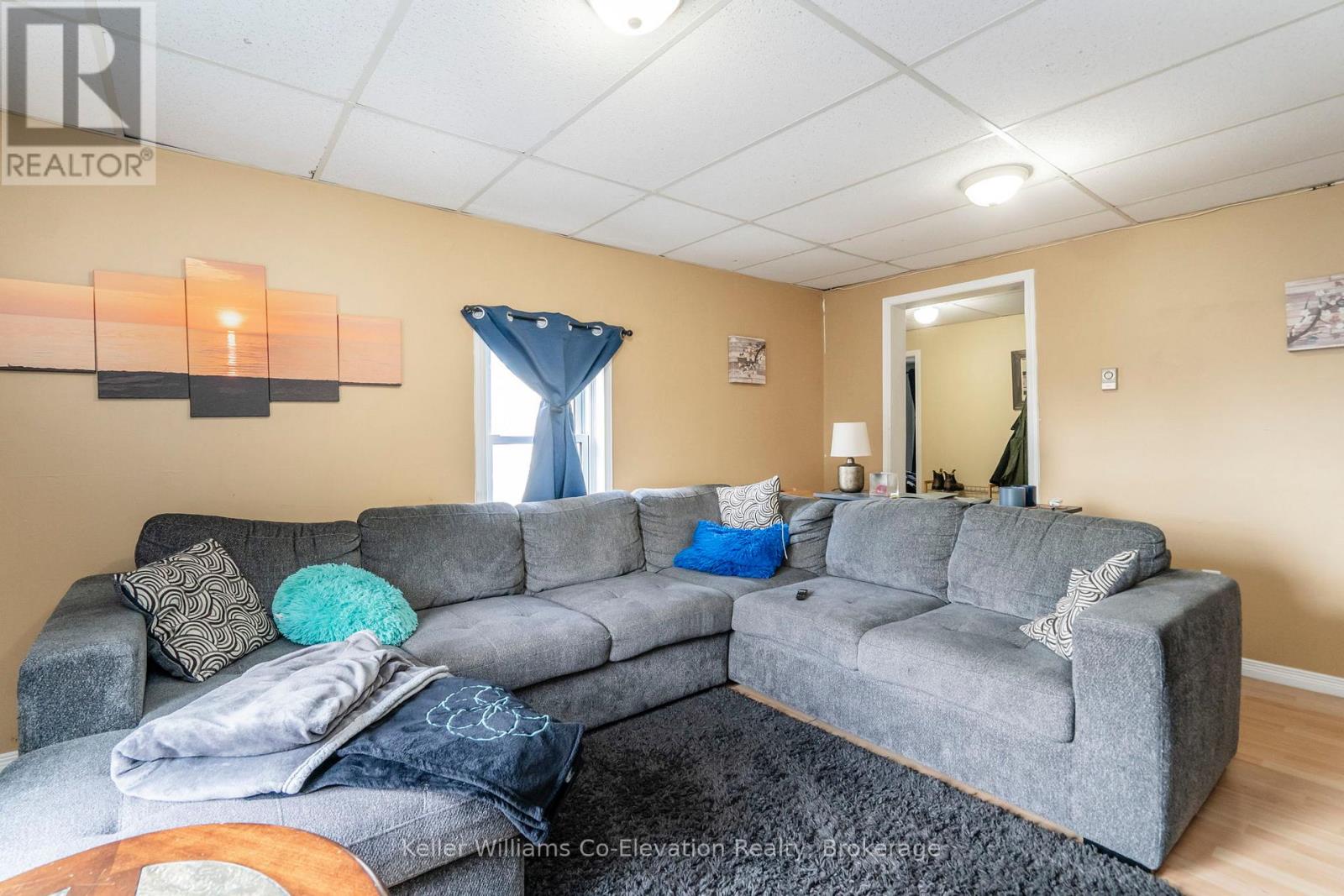 116 Richard Street, Tay, Ontario  L0K 2A0 - Photo 4 - S12152065