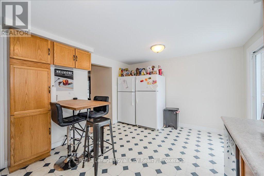 145 Kortright Road W, Guelph, Ontario  N1G 3N9 - Photo 15 - X12152080