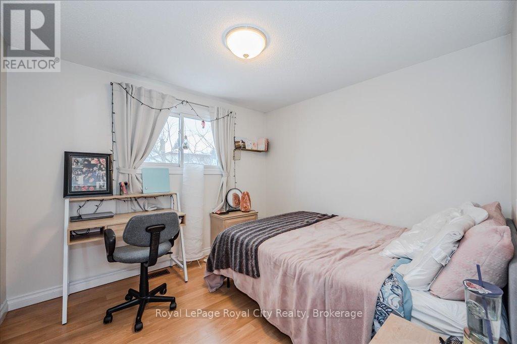 145 Kortright Road W, Guelph, Ontario  N1G 3N9 - Photo 19 - X12152080