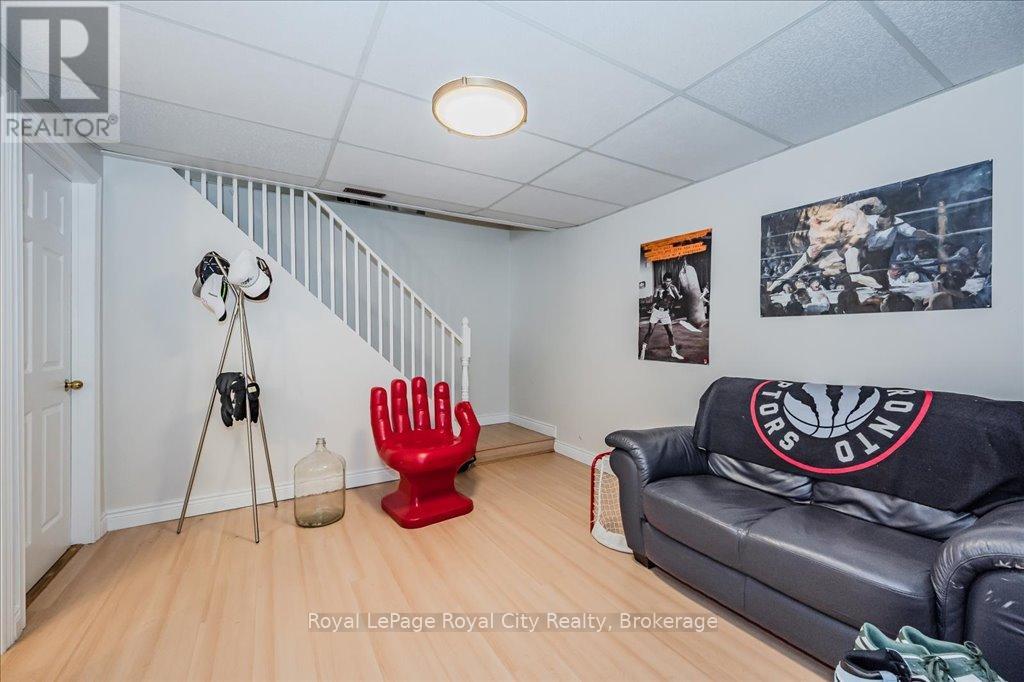 145 Kortright Road W, Guelph, Ontario  N1G 3N9 - Photo 25 - X12152080