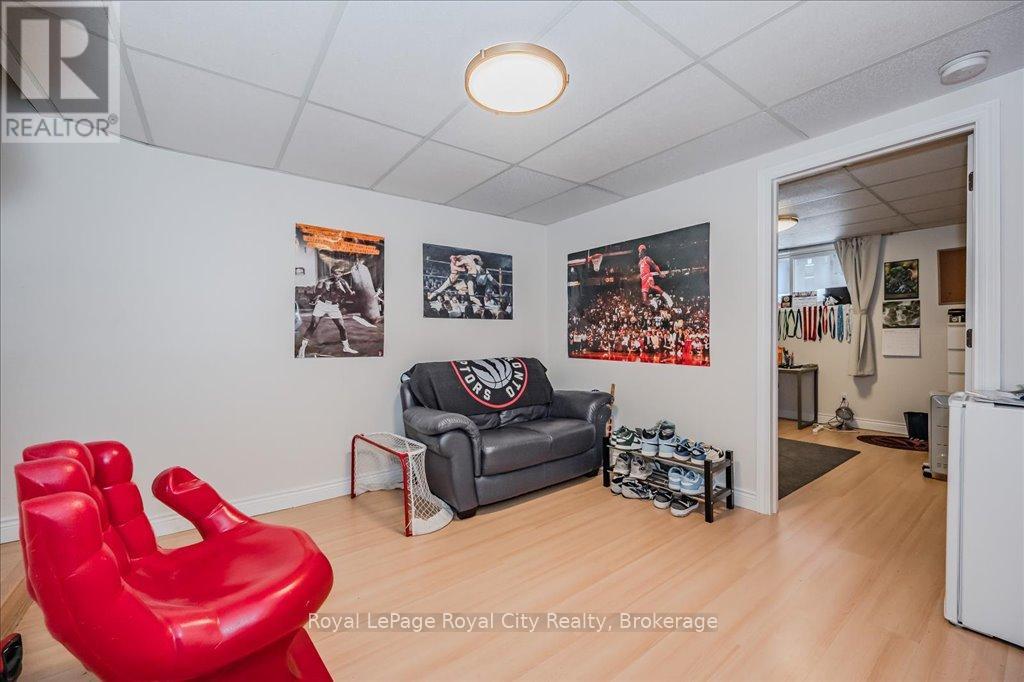 145 Kortright Road W, Guelph, Ontario  N1G 3N9 - Photo 26 - X12152080