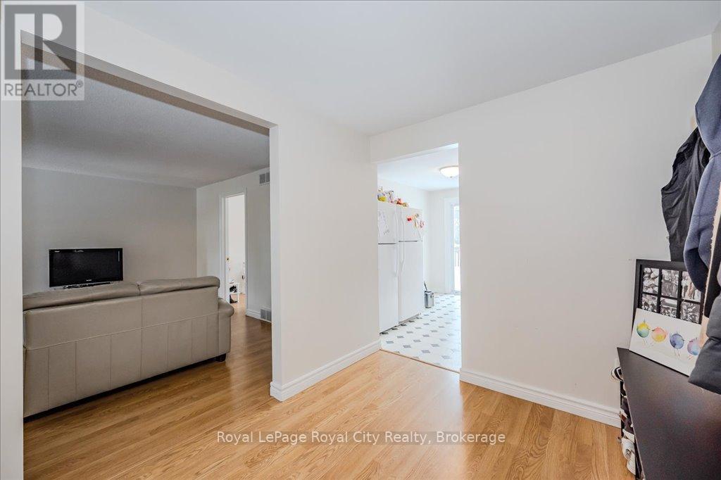 145 Kortright Road W, Guelph, Ontario  N1G 3N9 - Photo 7 - X12152080