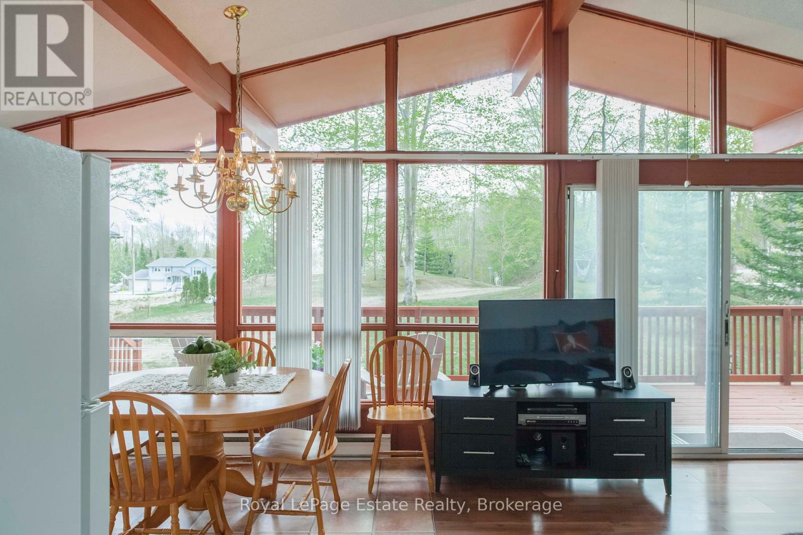 31 Deer Trail Road, South Bruce Peninsula, Ontario  N0H 2G0 - Photo 16 - X12152331