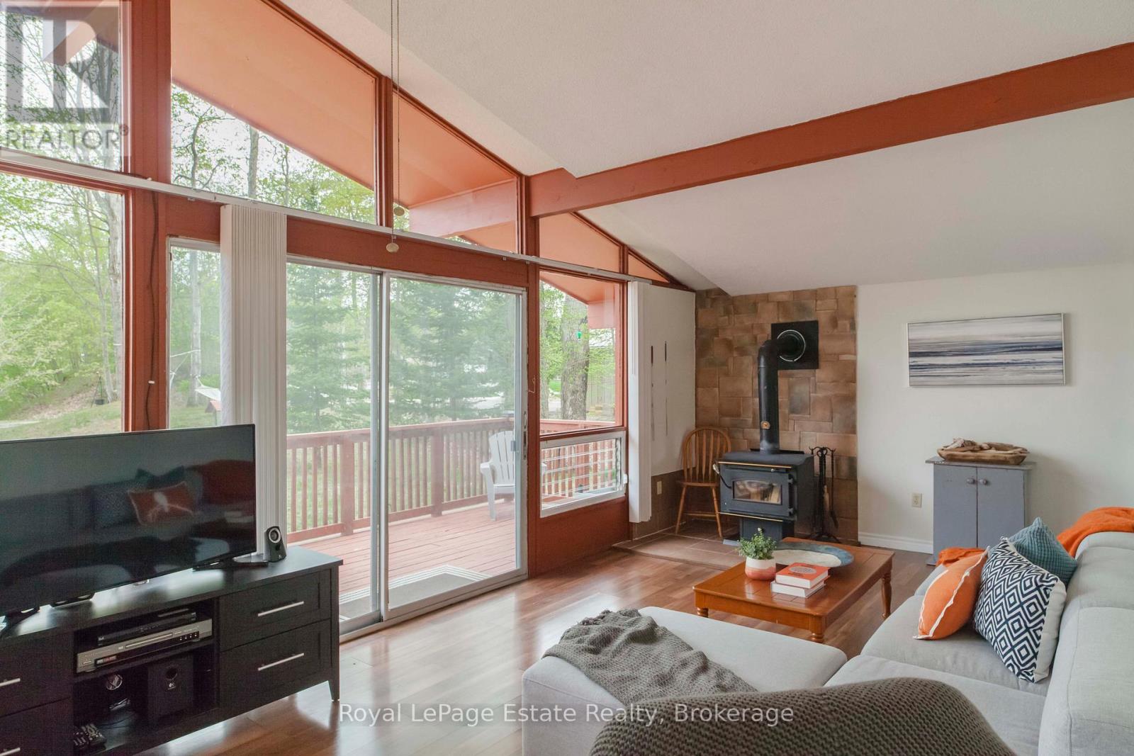 31 Deer Trail Road, South Bruce Peninsula, Ontario  N0H 2G0 - Photo 17 - X12152331