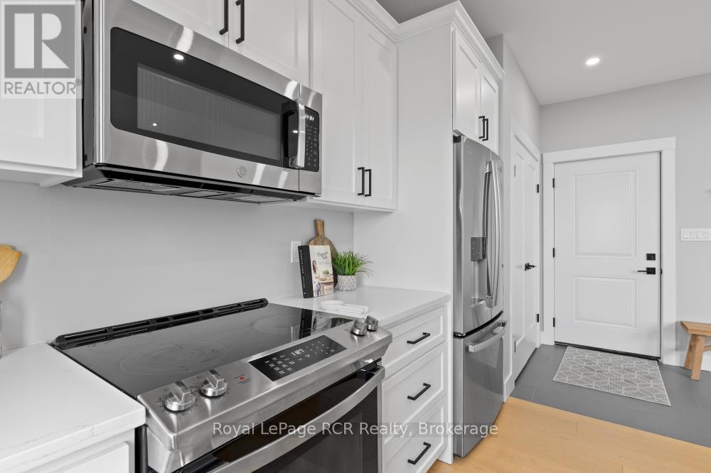13 Jonathan Crescent, South Bruce, Ontario  N0G 2J0 - Photo 18 - X12152365