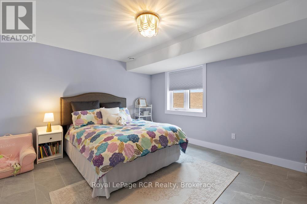 13 Jonathan Crescent, South Bruce, Ontario  N0G 2J0 - Photo 32 - X12152365