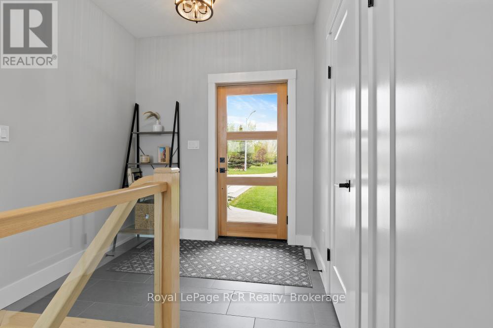 13 Jonathan Crescent, South Bruce, Ontario  N0G 2J0 - Photo 6 - X12152365