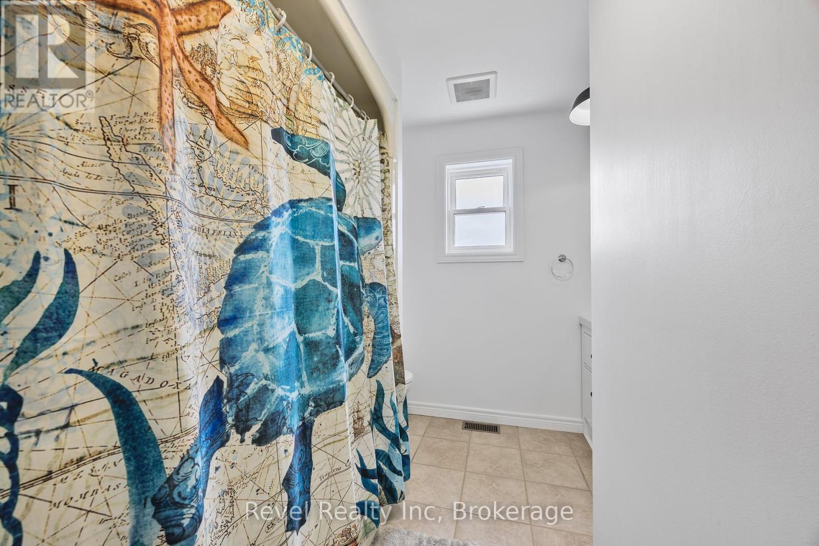 894 Montreal Street, Midland, Ontario  L4R 5A7 - Photo 39 - S12152414