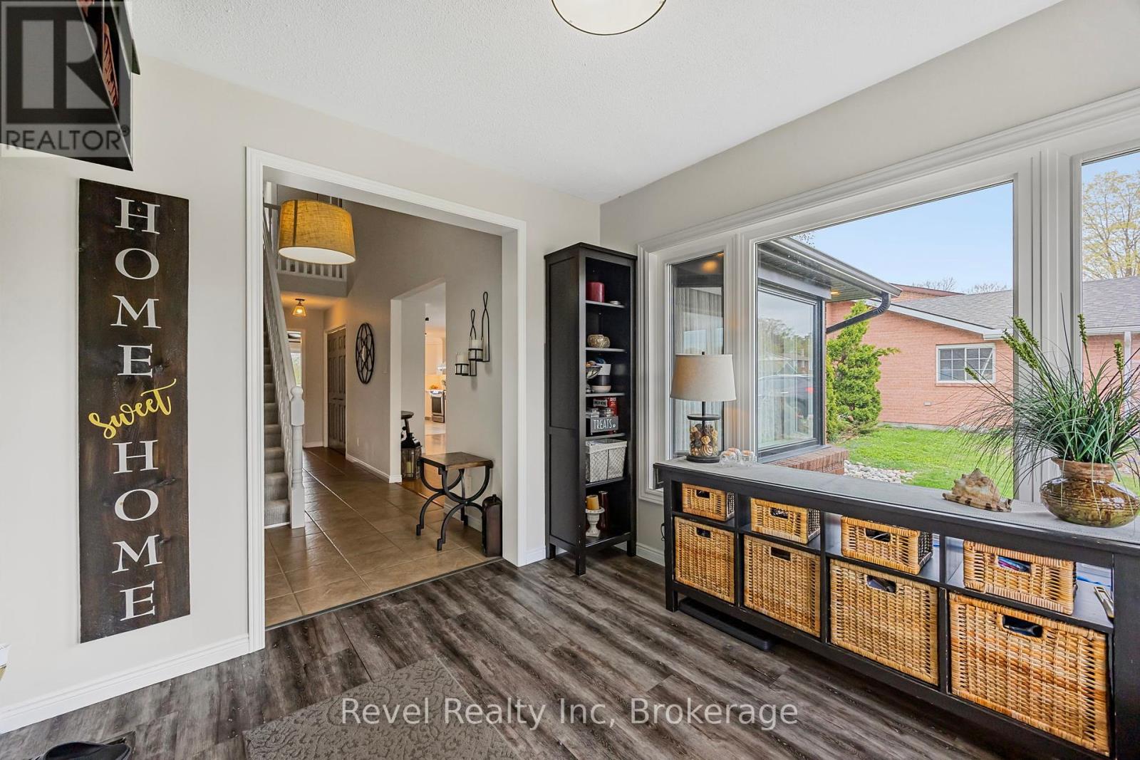 894 Montreal Street, Midland, Ontario  L4R 5A7 - Photo 4 - S12152414
