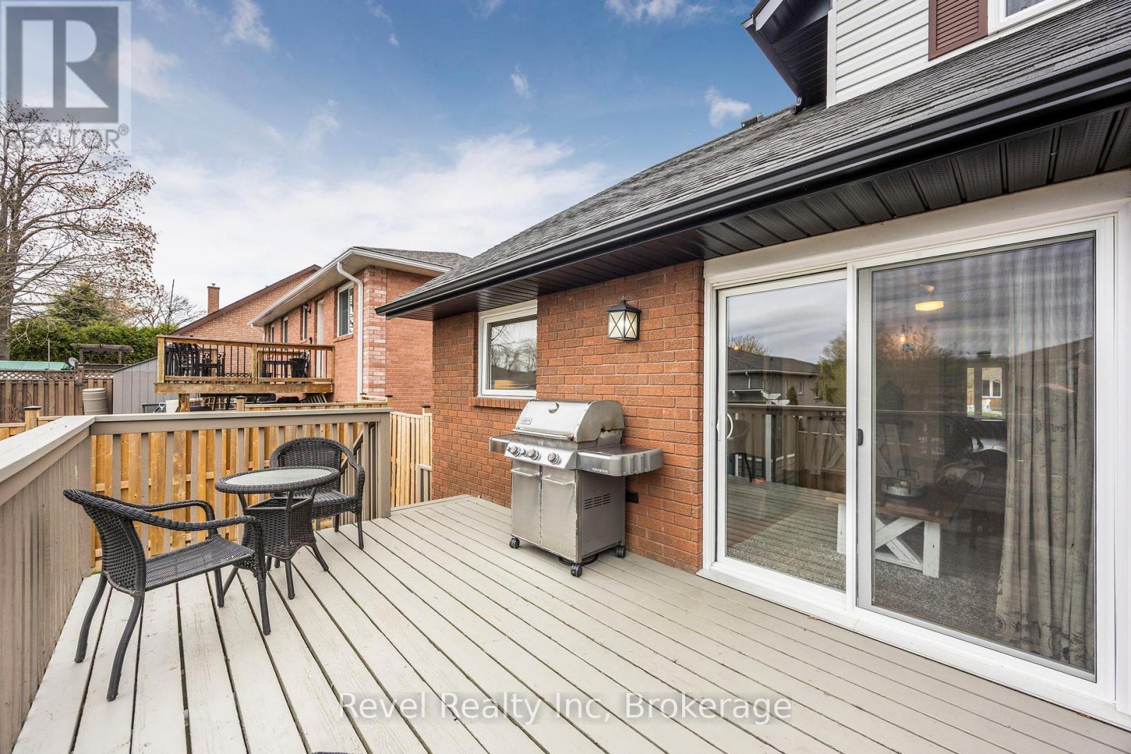 894 Montreal Street, Midland, Ontario  L4R 5A7 - Photo 41 - S12152414
