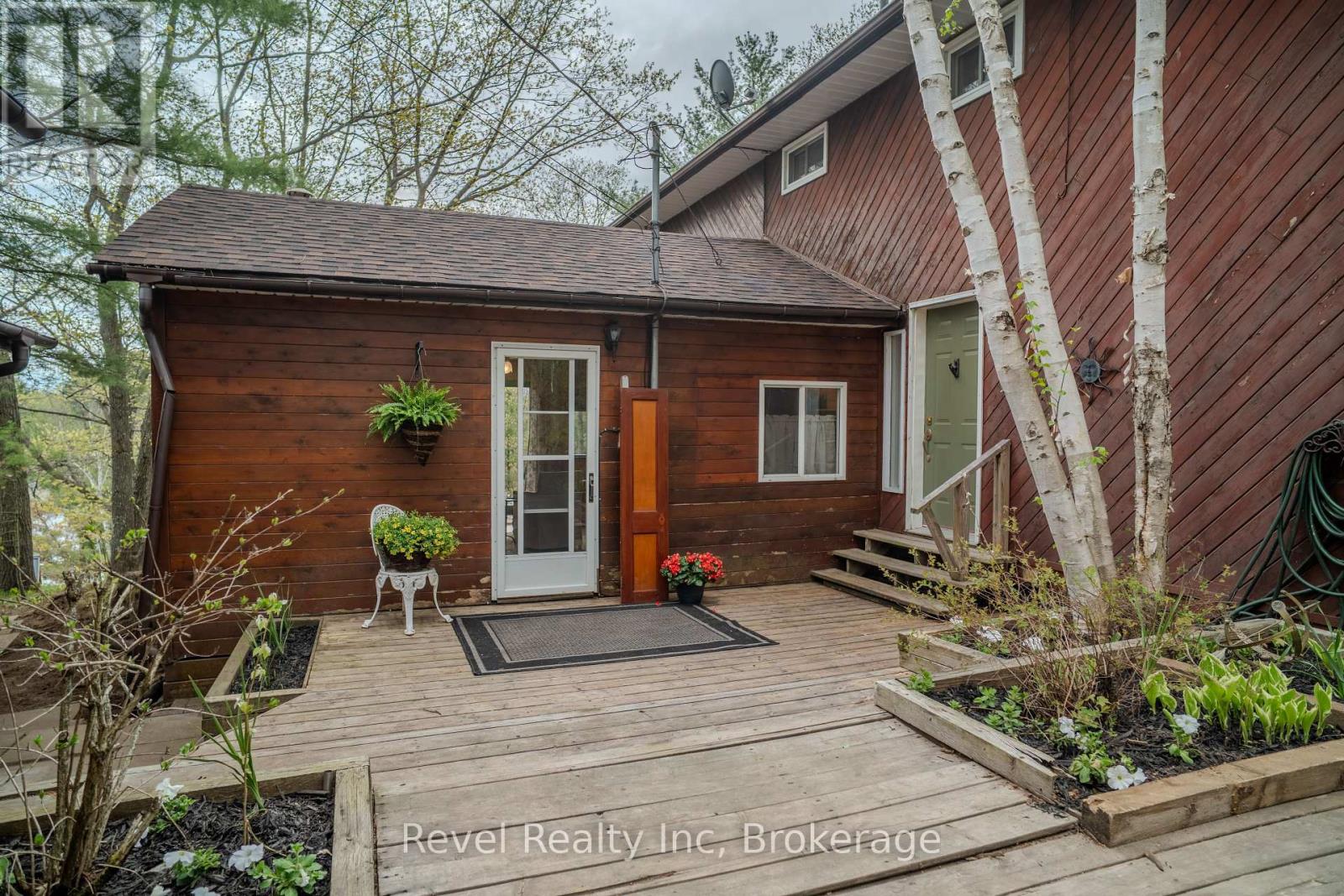 14 Swallow Road, Mcdougall, Ontario  P2A 2W7 - Photo 2 - X12152566
