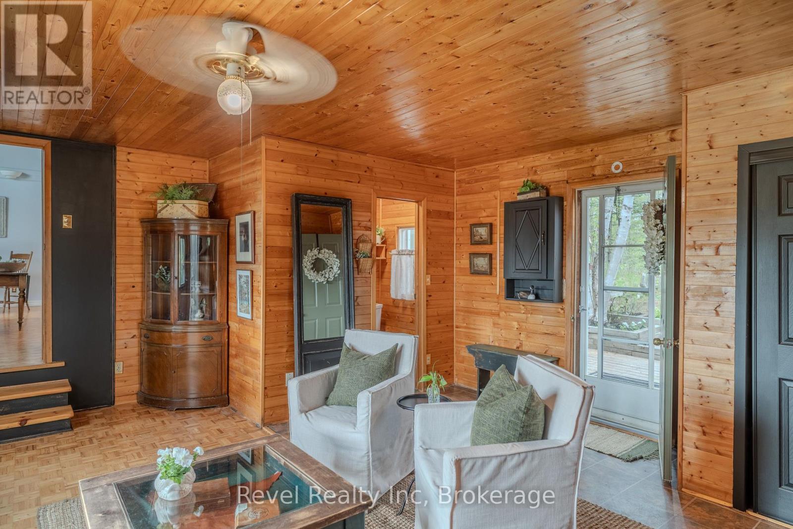 14 Swallow Road, Mcdougall, Ontario  P2A 2W7 - Photo 4 - X12152566