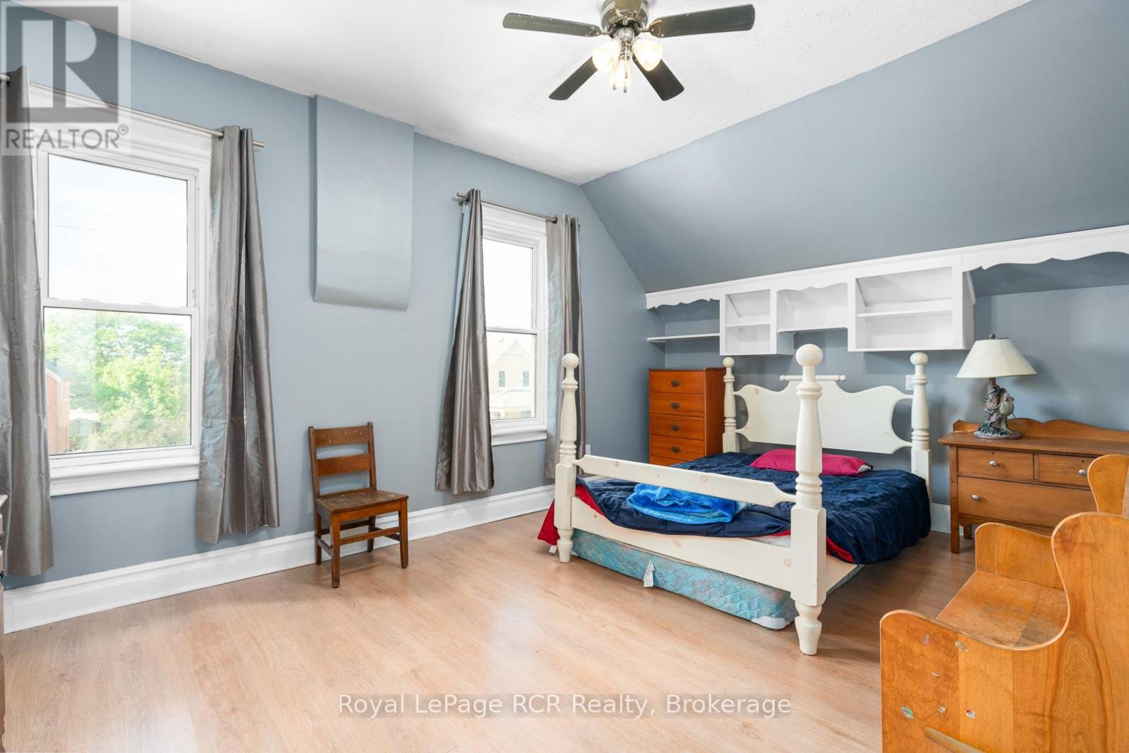 463 12th Street, Hanover, Ontario  N4N 1W1 - Photo 18 - X12152747