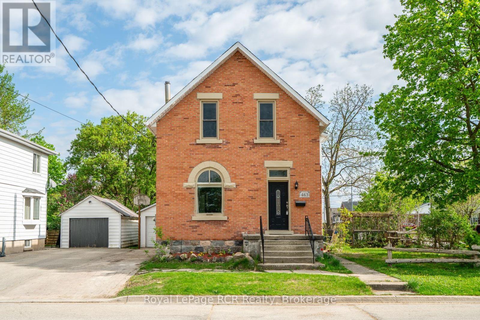 463 12th Street, Hanover, Ontario  N4N 1W1 - Photo 2 - X12152747