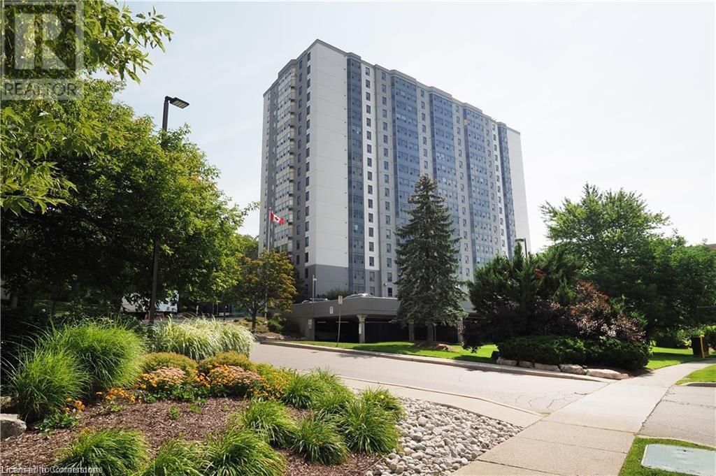 55 Green Valley Drive, Kitchener, Ontario  N2P 1Z6 - Photo 2 - 40729290