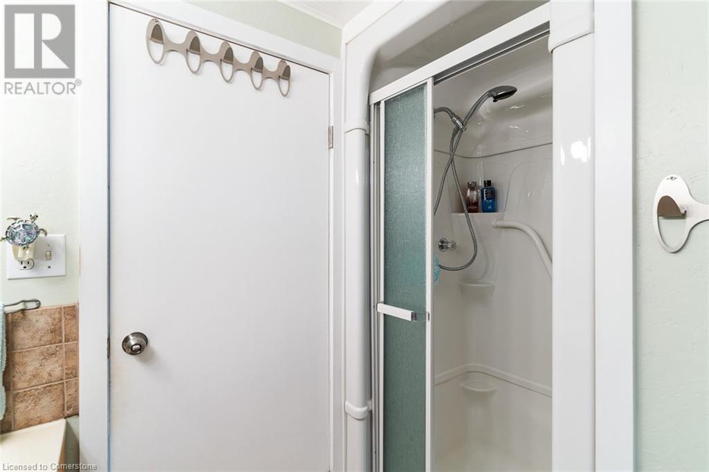 376 Mallory Beach Road, South Bruce Peninsula, Ontario  N0H 2T0 - Photo 19 - 40729227