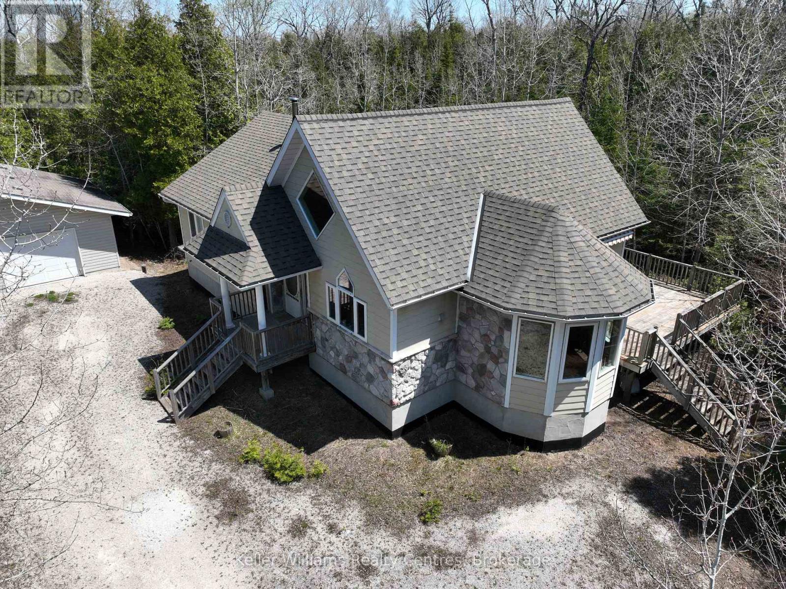 39 Lakewood Country Lane, Northern Bruce Peninsula, Ontario  N0H 1W0 - Photo 4 - X12152946