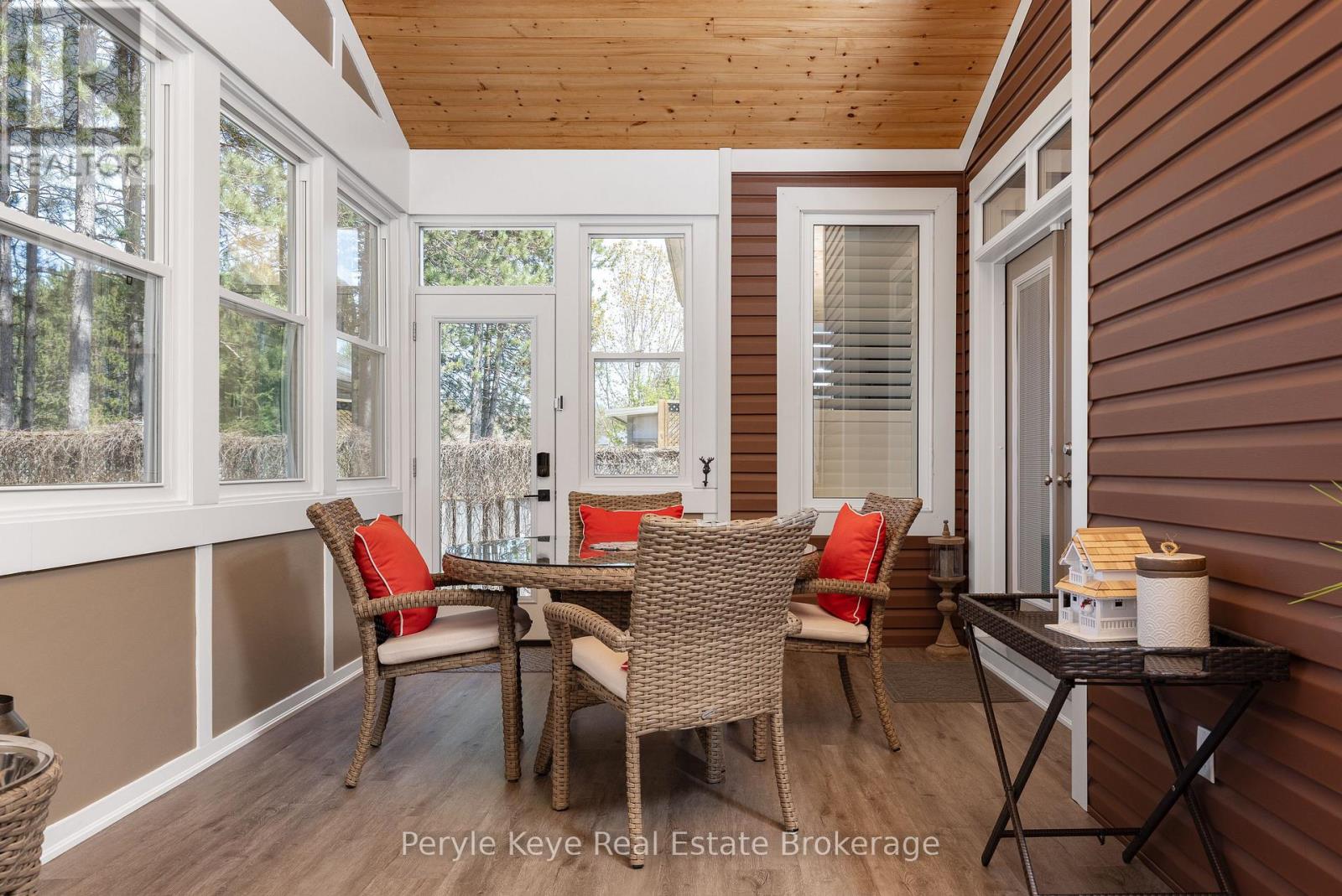 39 Clearbrook Trail, Bracebridge, Ontario  P1L 0A3 - Photo 22 - X12152962