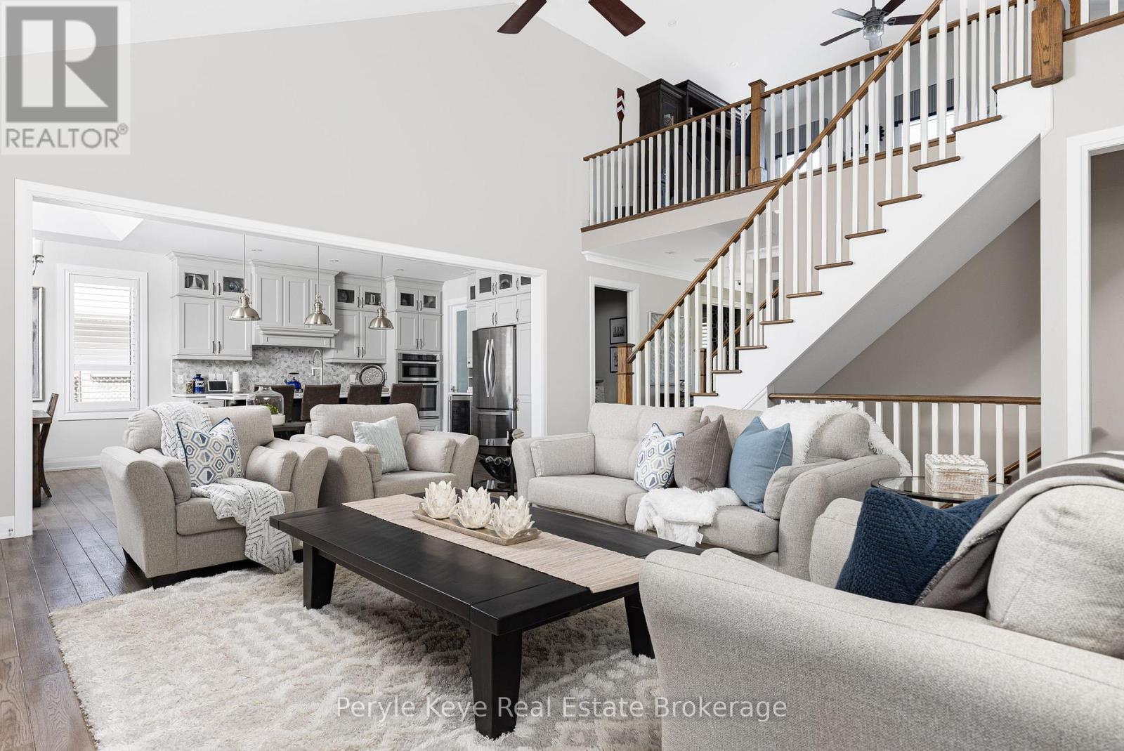 39 Clearbrook Trail, Bracebridge, Ontario  P1L 0A3 - Photo 4 - X12152962