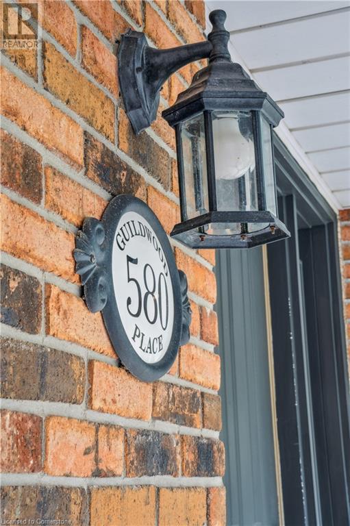 580 Guildwood Place, Waterloo, Ontario  N2K 3M4 - Photo 6 - 40713990