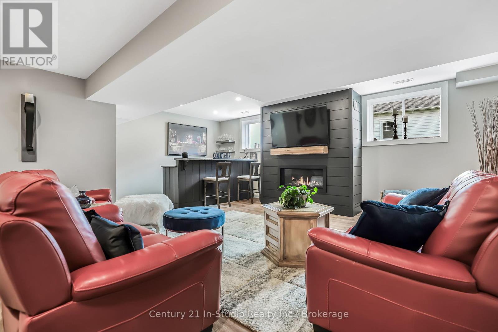 136 Cobble Beach Drive, Georgian Bluffs, Ontario  N0H 1S0 - Photo 40 - X12153088