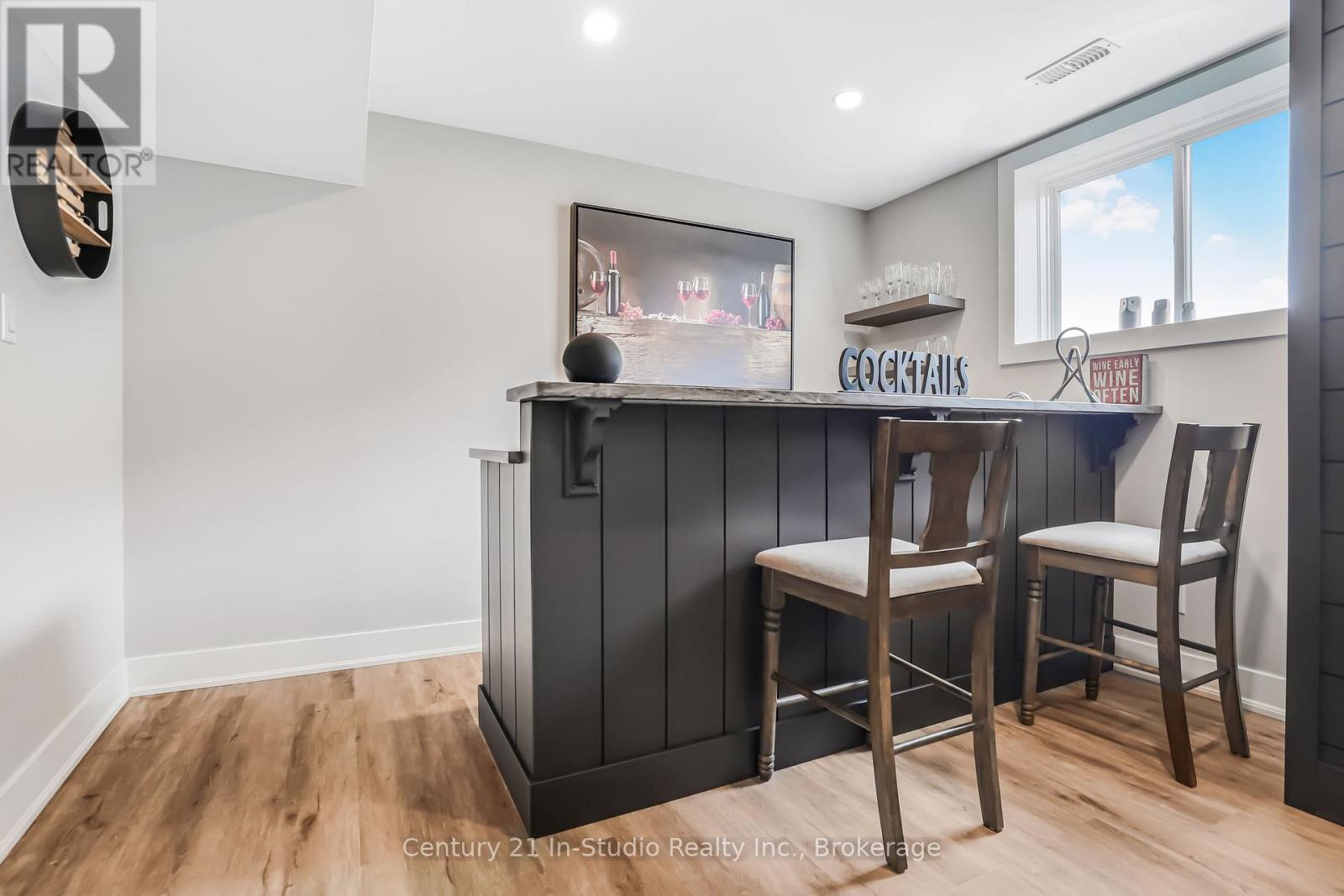 136 Cobble Beach Drive, Georgian Bluffs, Ontario  N0H 1S0 - Photo 42 - X12153088