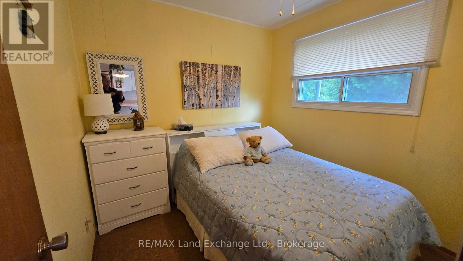 551 Attawandaron Road, Huron-Kinloss, Ontario  N2Z 2X3 - Photo 14 - X12153231