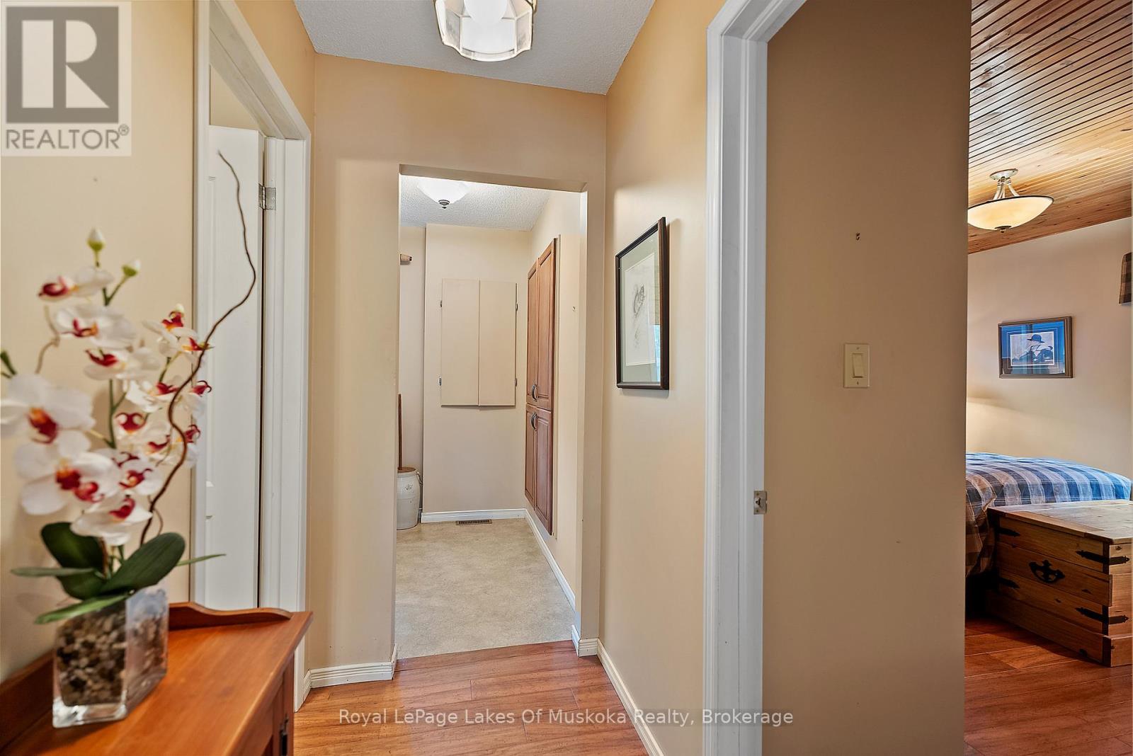1050 Packers Bay Road, Muskoka Lakes, Ontario  P0C 1M0 - Photo 34 - X12153251