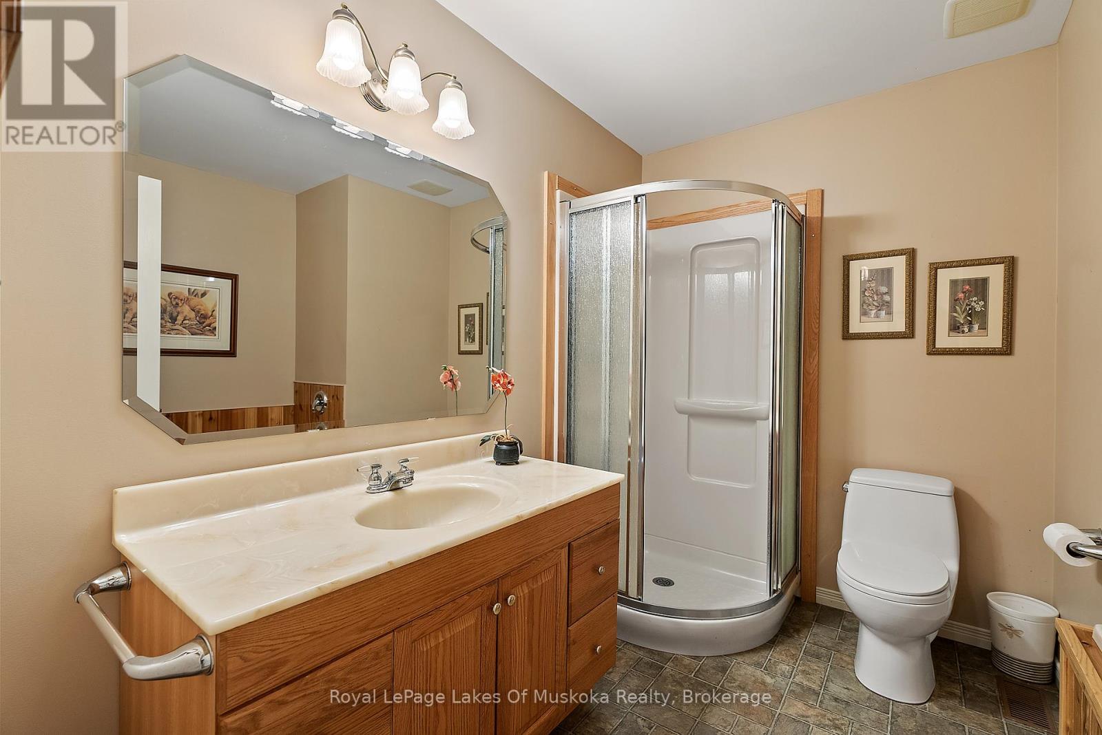 1050 Packers Bay Road, Muskoka Lakes, Ontario  P0C 1M0 - Photo 37 - X12153251