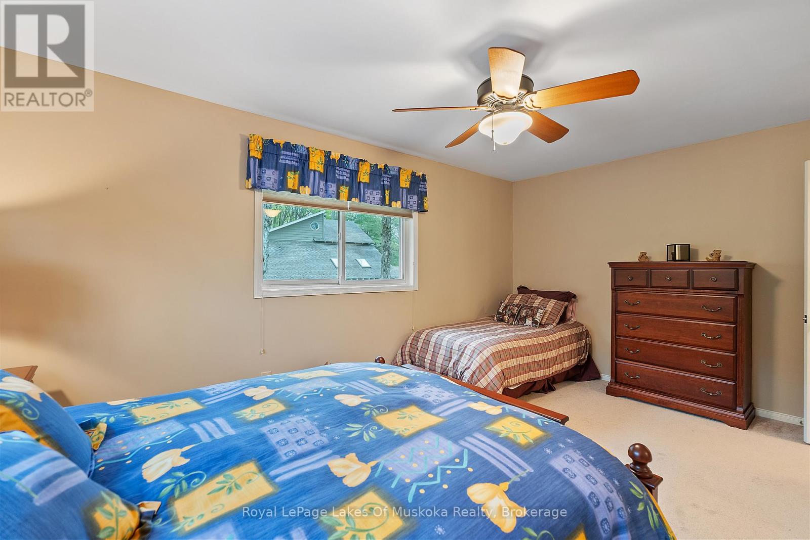 1050 Packers Bay Road, Muskoka Lakes, Ontario  P0C 1M0 - Photo 44 - X12153251