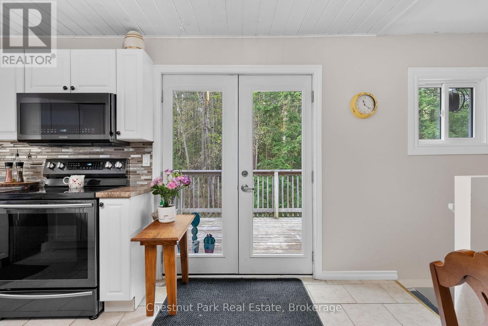 1330 Cedar Lane, Bracebridge, Ontario  P1L 1W0 - Photo 24 - X12153504