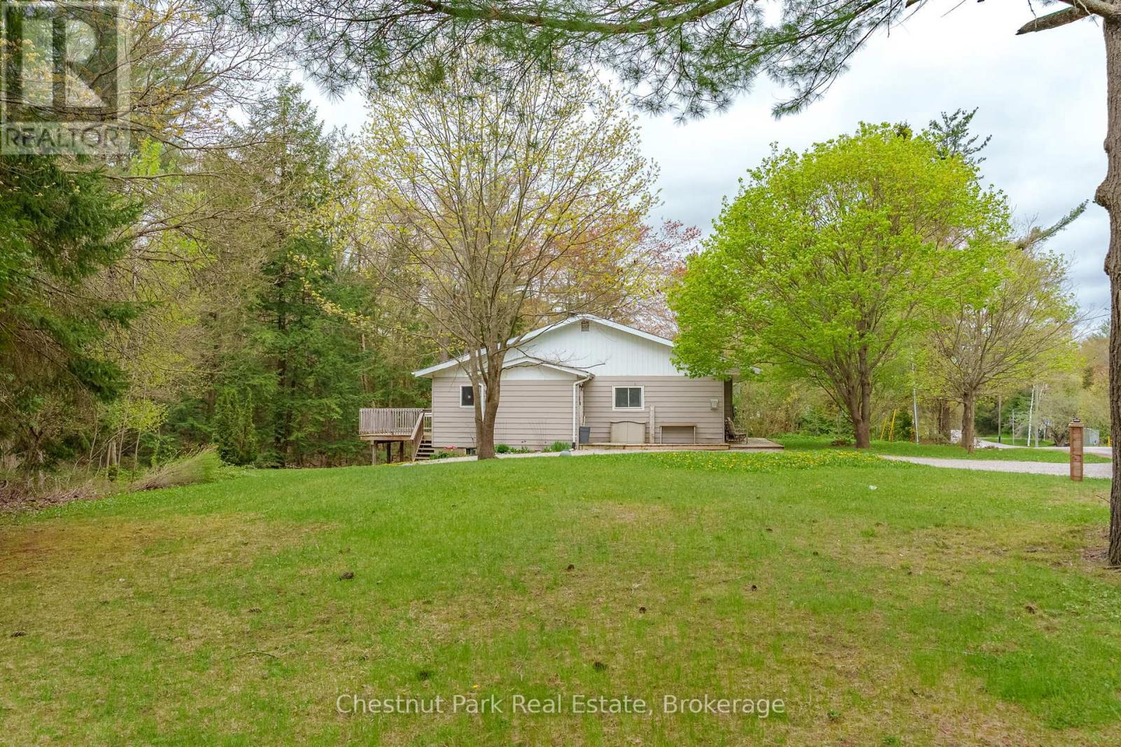 1330 Cedar Lane, Bracebridge, Ontario  P1L 1W0 - Photo 3 - X12153504