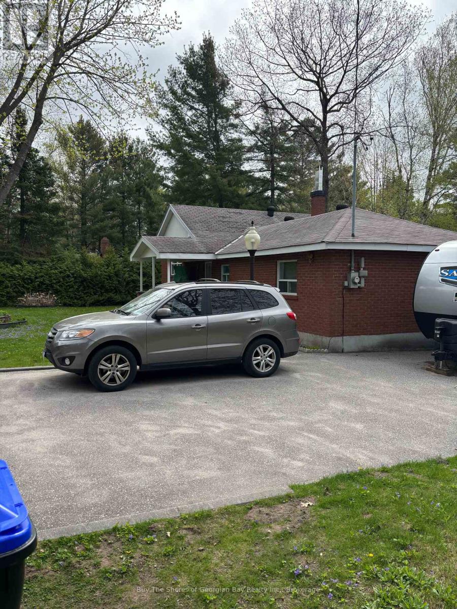 41 Lindale Avenue, Tiny, Ontario  L9M 0J2 - Photo 14 - S12153639