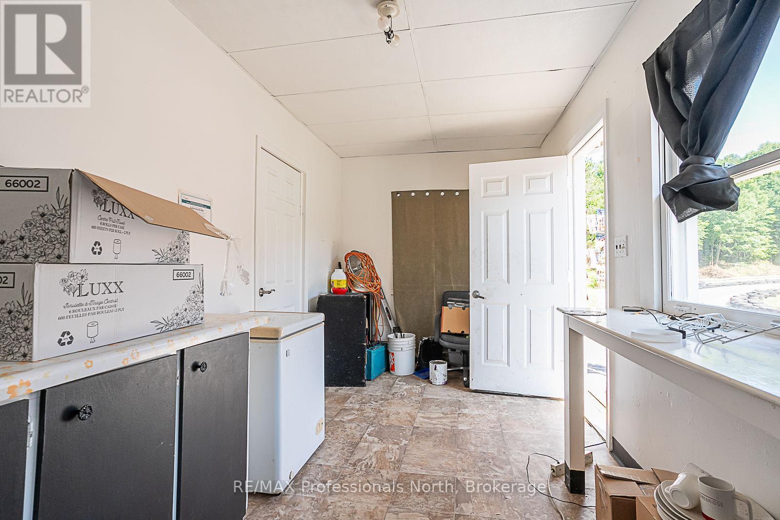 1063 Ravine Road, Minden Hills, Ontario  K0M 2K0 - Photo 33 - X12153655