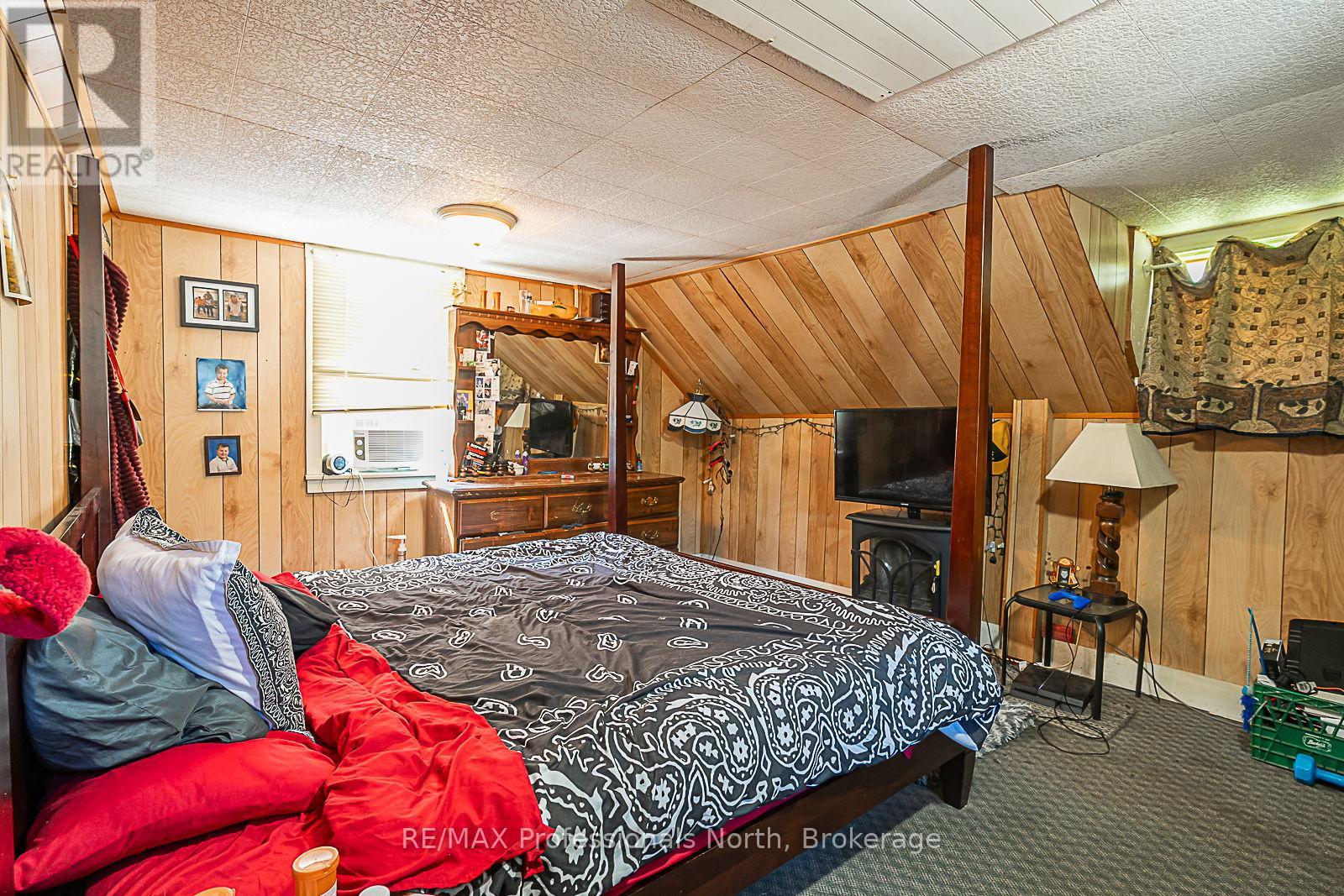 1063 Ravine Road, Minden Hills, Ontario  K0M 2K0 - Photo 34 - X12153655