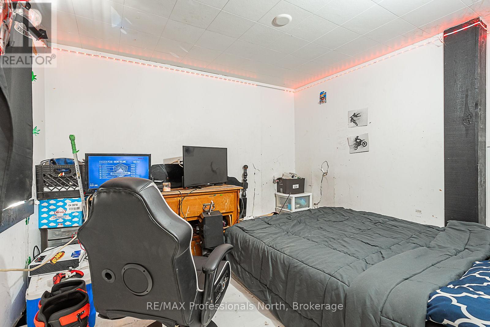 1063 Ravine Road, Minden Hills, Ontario  K0M 2K0 - Photo 41 - X12153655