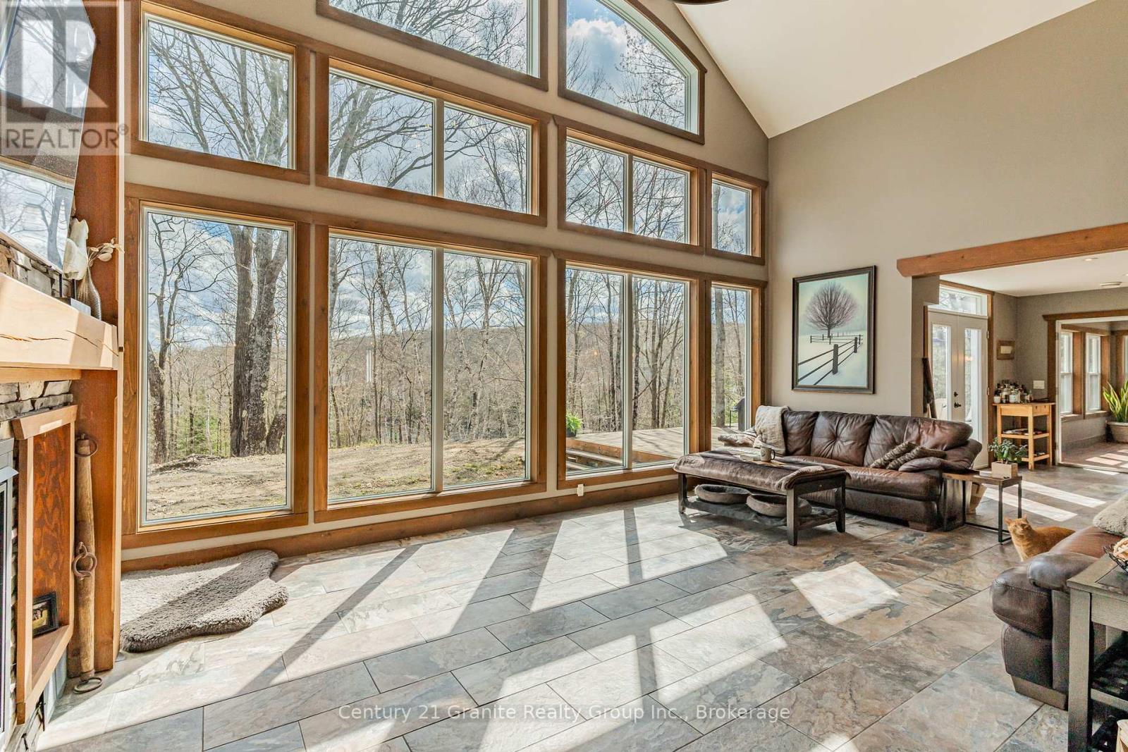 1277 Grace Road, Minden Hills, Ontario  K0M 2K0 - Photo 18 - X12153672