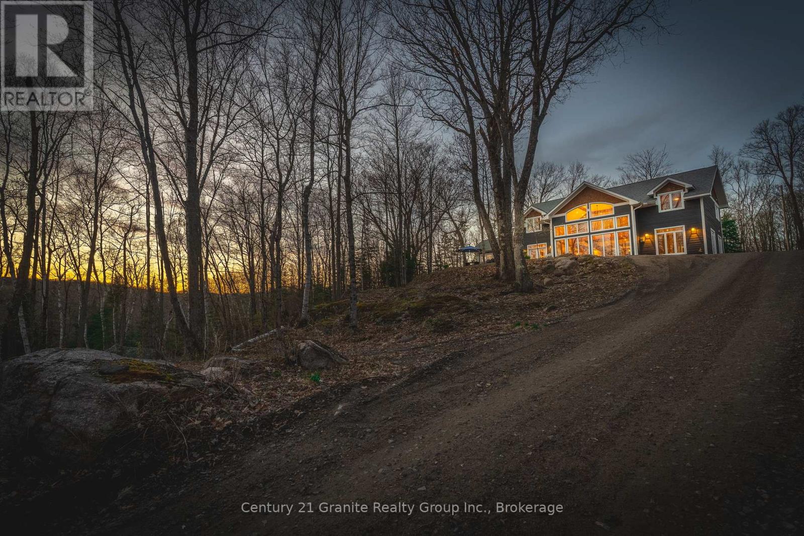 1277 Grace Road, Minden Hills, Ontario  K0M 2K0 - Photo 45 - X12153672