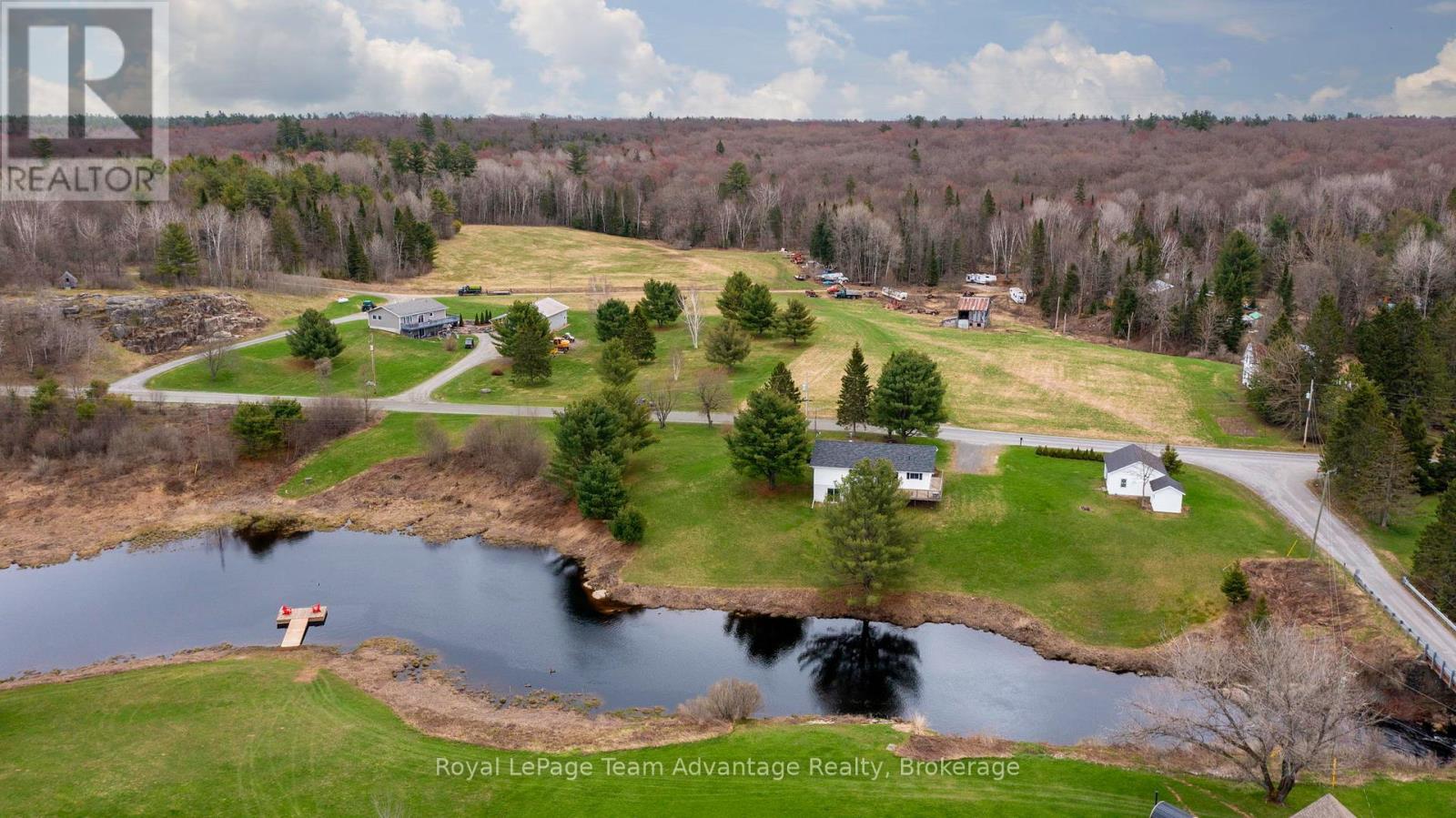 142 BROADBENT ROAD, McKellar, Ontario