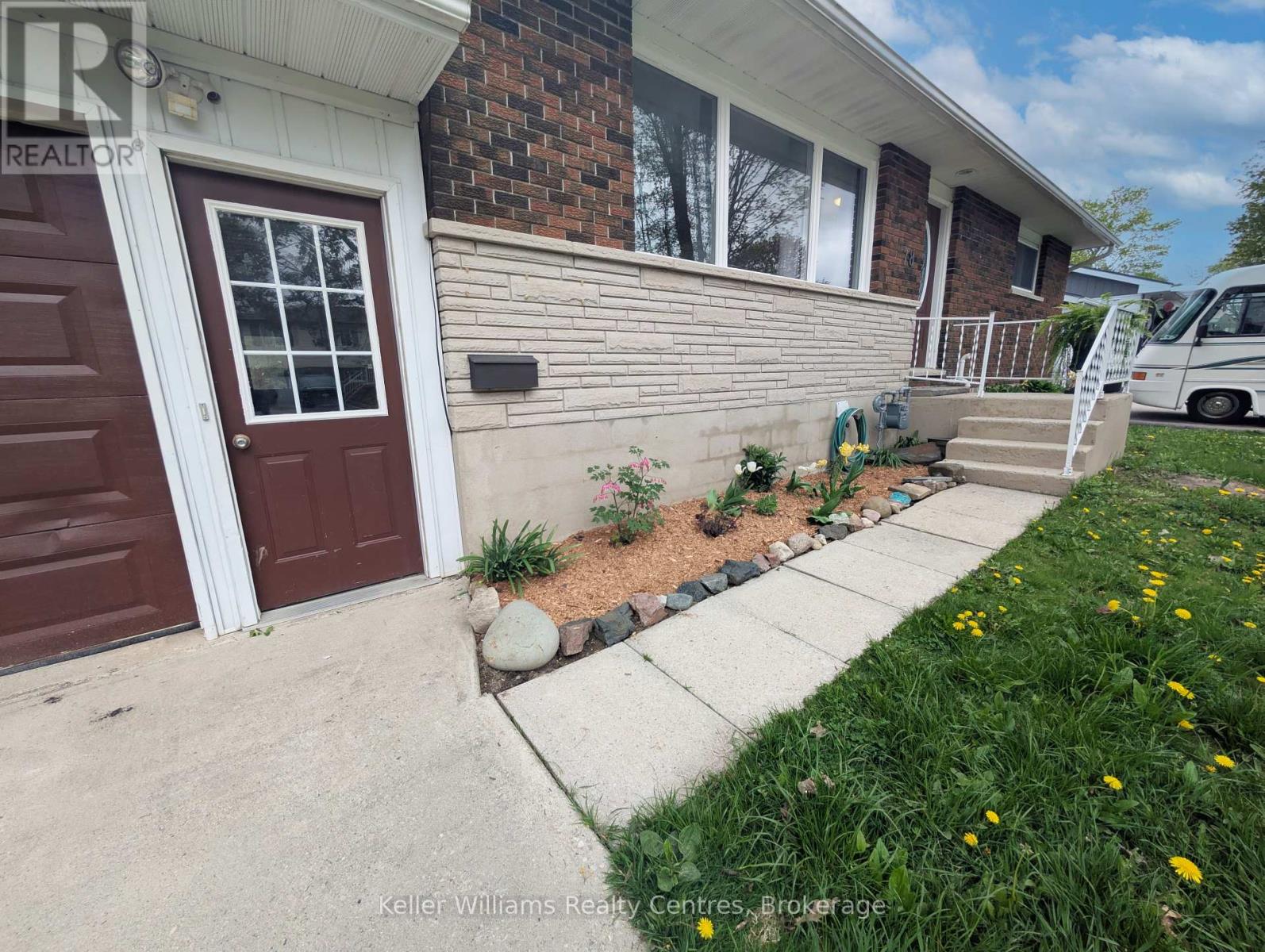 78 Elgin Avenue, Arran-Elderslie, Ontario  N0H 2N0 - Photo 7 - X12153809