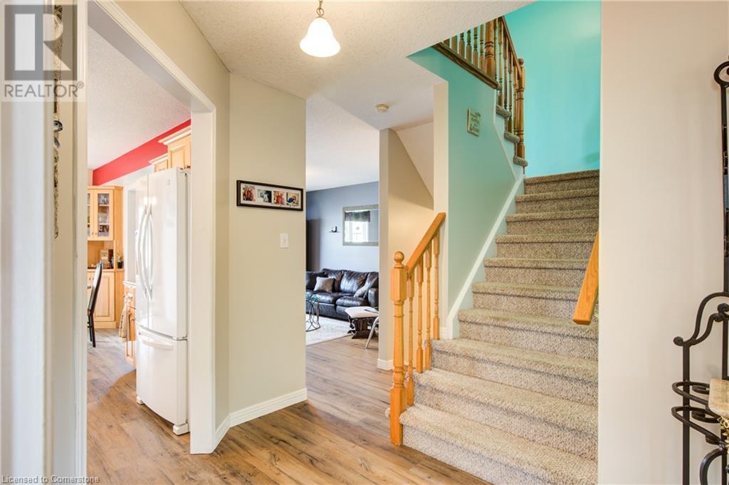 90 Stiefelmeyer Crescent, Baden, Ontario  N3A 4K6 - Photo 5 - 40729155