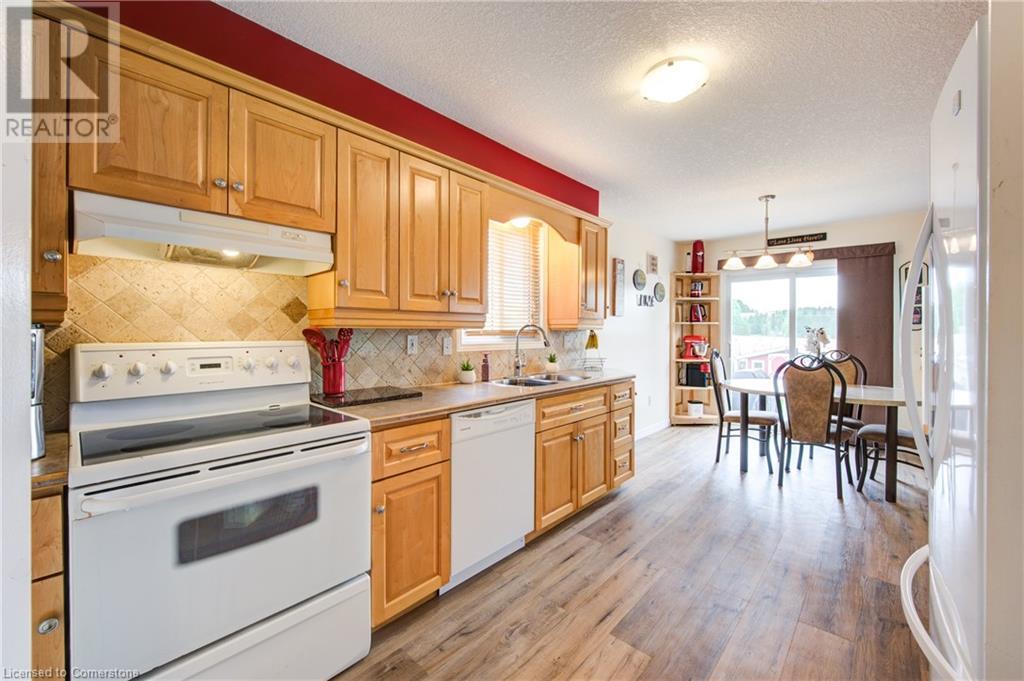 90 Stiefelmeyer Crescent, Baden, Ontario  N3A 4K6 - Photo 7 - 40729155
