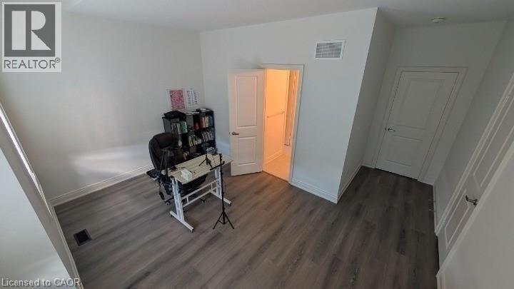 20 Zimmerman Gardens, Waterdown, Ontario  L8B 1Y9 - Photo 27 - 40729433