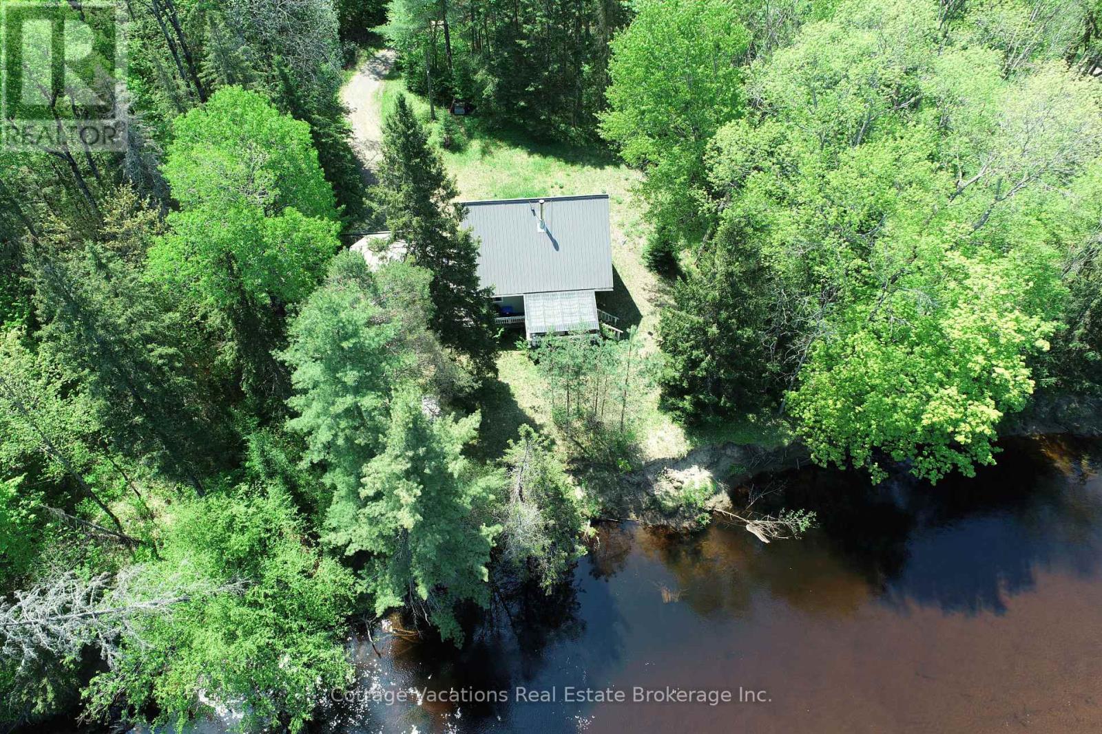 341 OLD NORTH ROAD, Huntsville, Ontario
