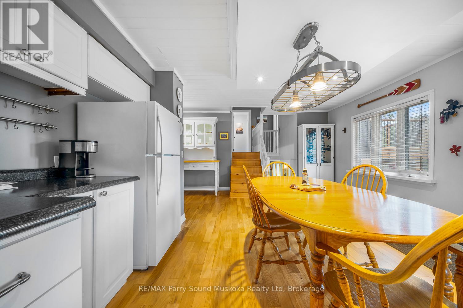 22 Dickinson Road, Mckellar, Ontario  P2A 2W7 - Photo 16 - X12154092