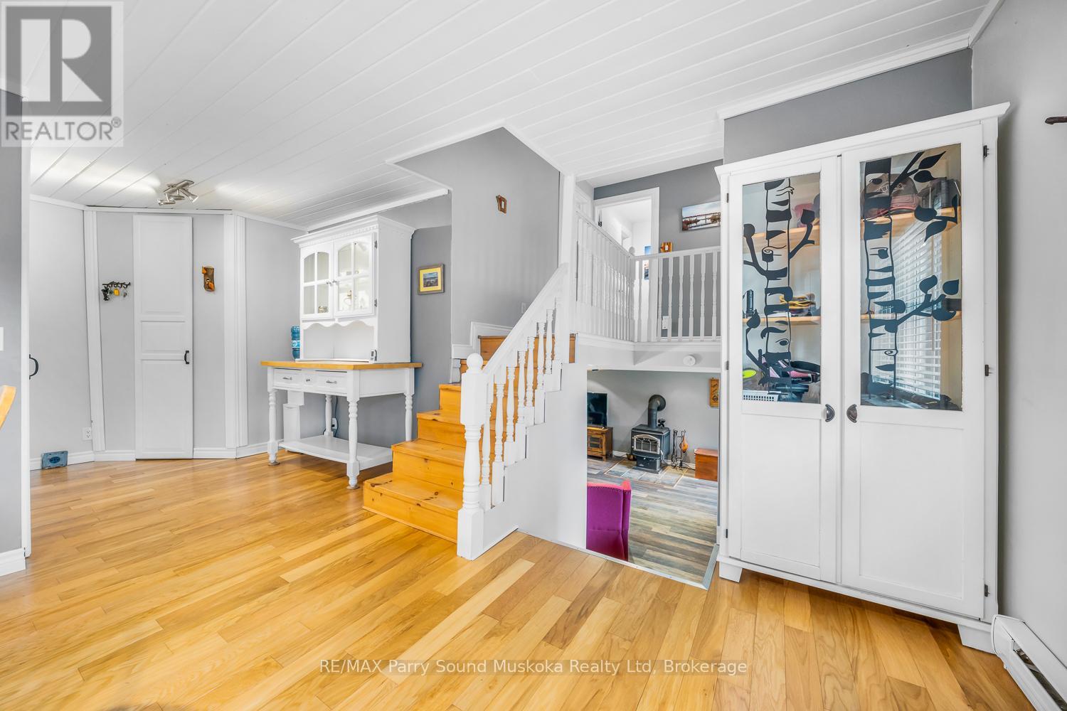 22 Dickinson Road, Mckellar, Ontario  P2A 2W7 - Photo 21 - X12154092