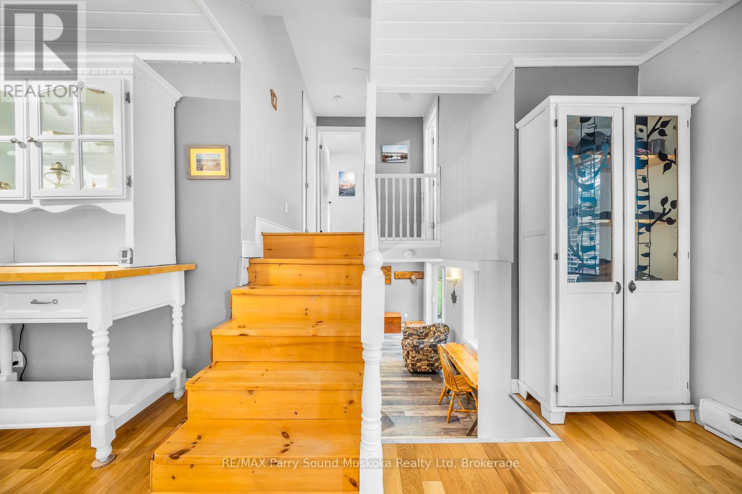 22 Dickinson Road, Mckellar, Ontario  P2A 2W7 - Photo 24 - X12154092