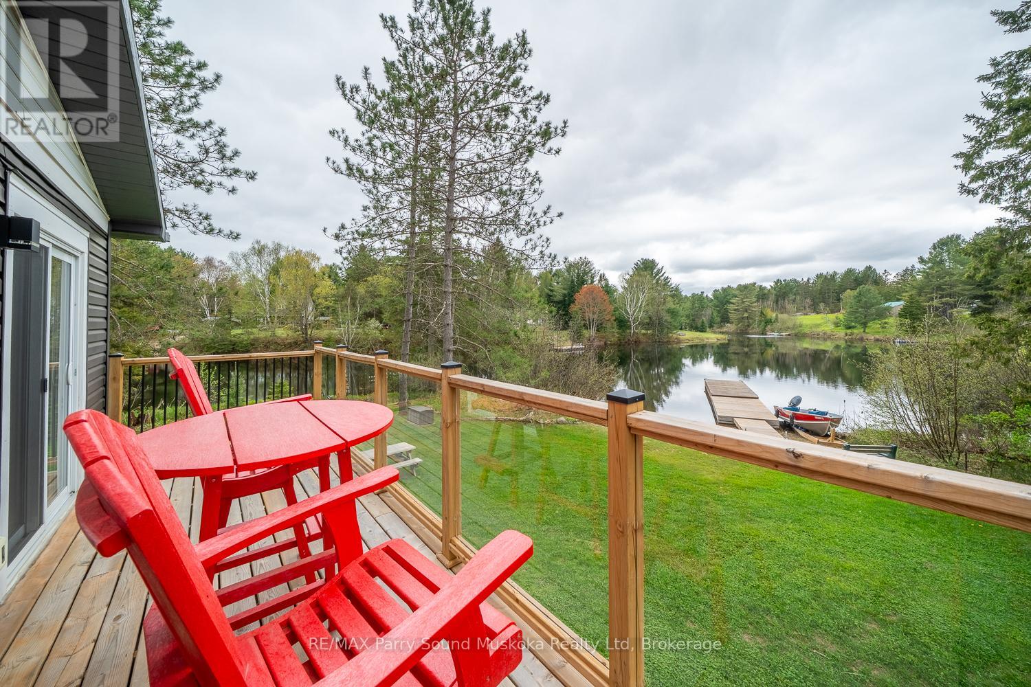 22 Dickinson Road, Mckellar, Ontario  P2A 2W7 - Photo 30 - X12154092