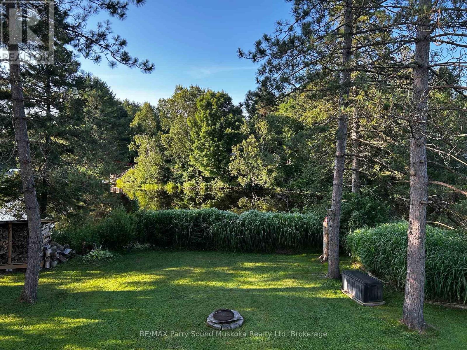 22 Dickinson Road, Mckellar, Ontario  P2A 2W7 - Photo 6 - X12154092